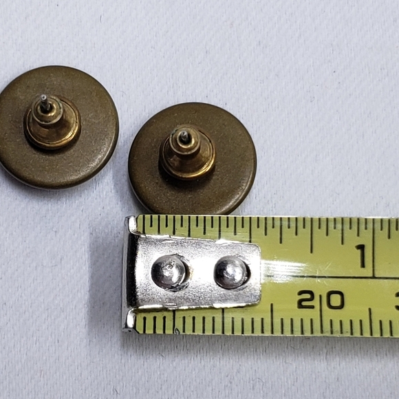 Vintage Rock Crystal Button Earrings - Picture 7 of 8